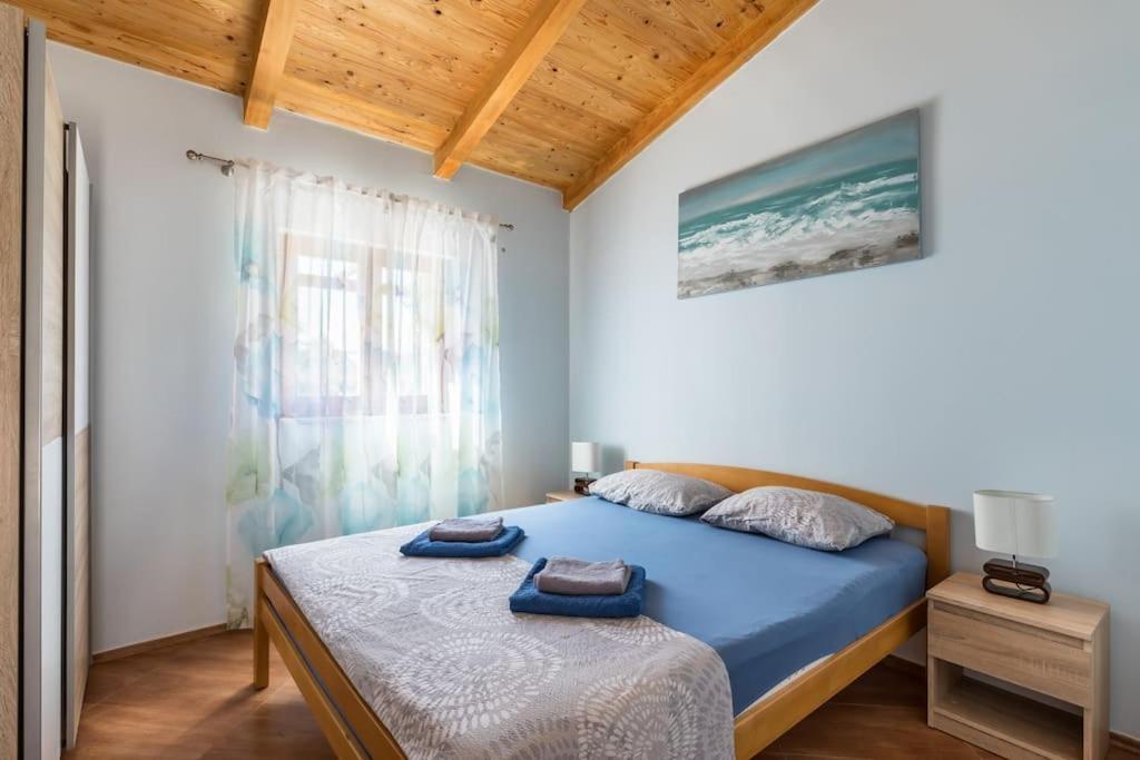 הוילה אוקרוג גורניי Beautiful Bay House Duga מראה חיצוני תמונה